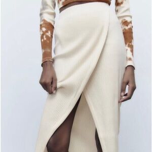 Zara Ribbed Knit Skirt